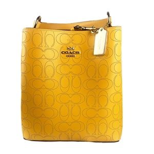 COACH Town Bucket Bag, Honey